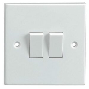 Mr Gadget's Solutions 2 GANG 2 WAY DOUBLE LIGHT SWITCH WHITE PLASTIC 10 AMP SINGLE PLATE