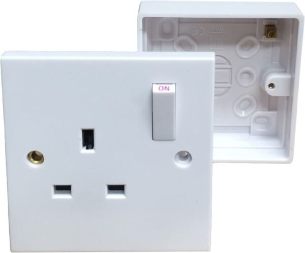 Single Switched 13Amp Wall Socket With Back Box