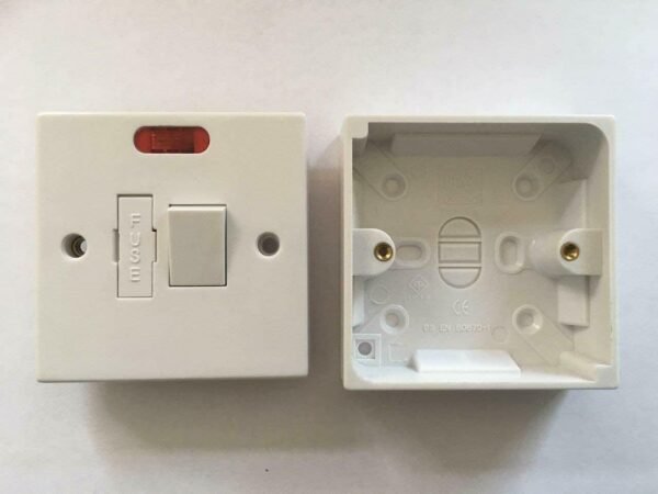 Mr Gadget Solutions® 13 Amp Switched Fused Spur with Neon Indicator With 25mm Back box