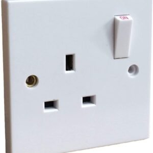 Single Switched Socket Wall 1 Gang Plug Electric 13 Amp White Conforms BS1363