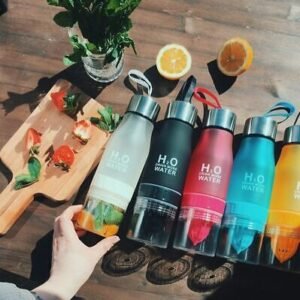 New Gift 650ml Water Bottle H20 Plastic Fruit Infusion Bottle / Portable Kettle
